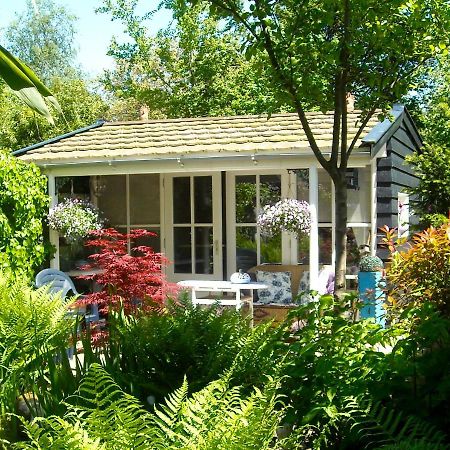 Logies Het Tuinhuisje Enschede Luaran gambar