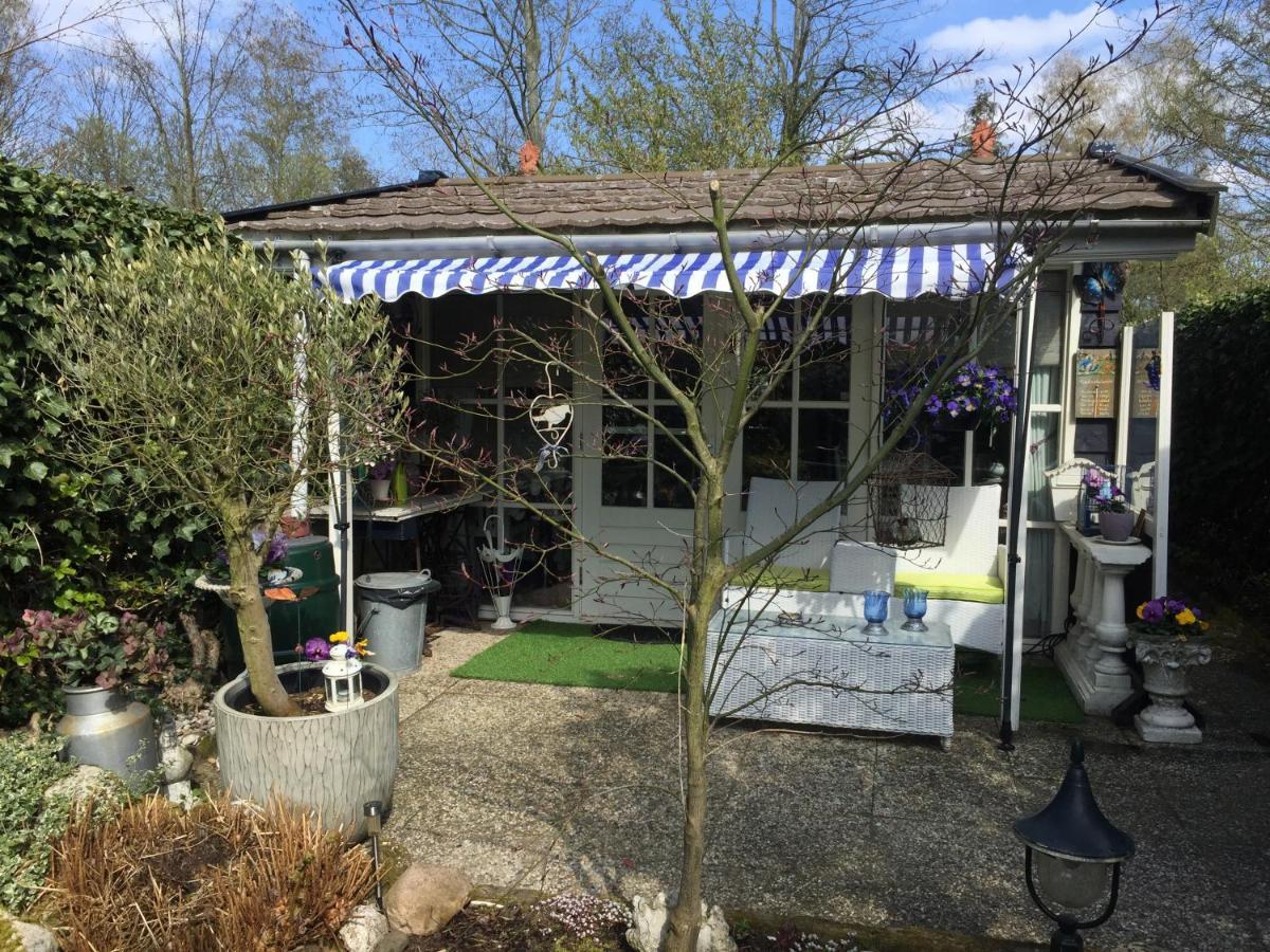 Logies Het Tuinhuisje Enschede Luaran gambar
